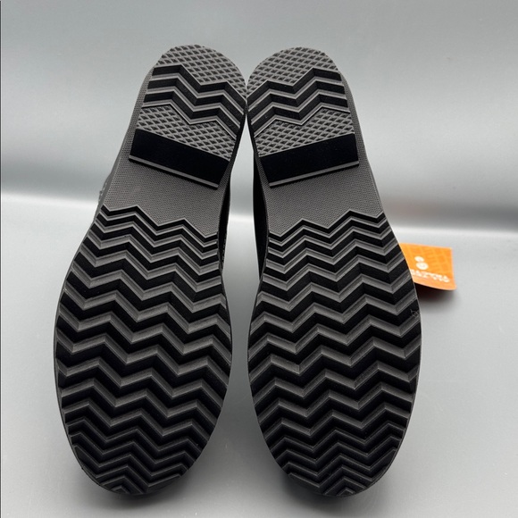 JBU Women's Brisky Round Toe Boots - Picture 4 of 4